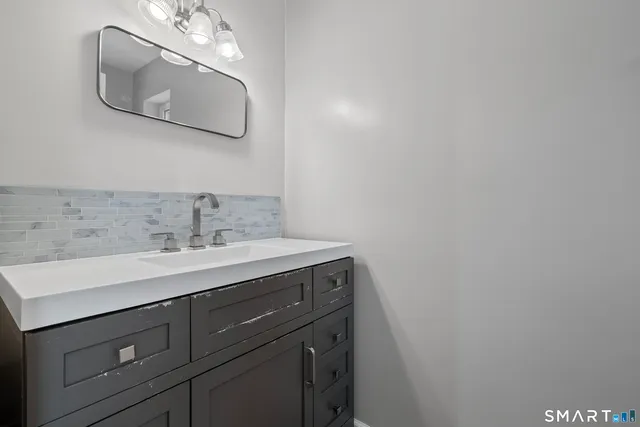 $305,000 | 81 Main Street, Unit 31A, Branford, CT 06405