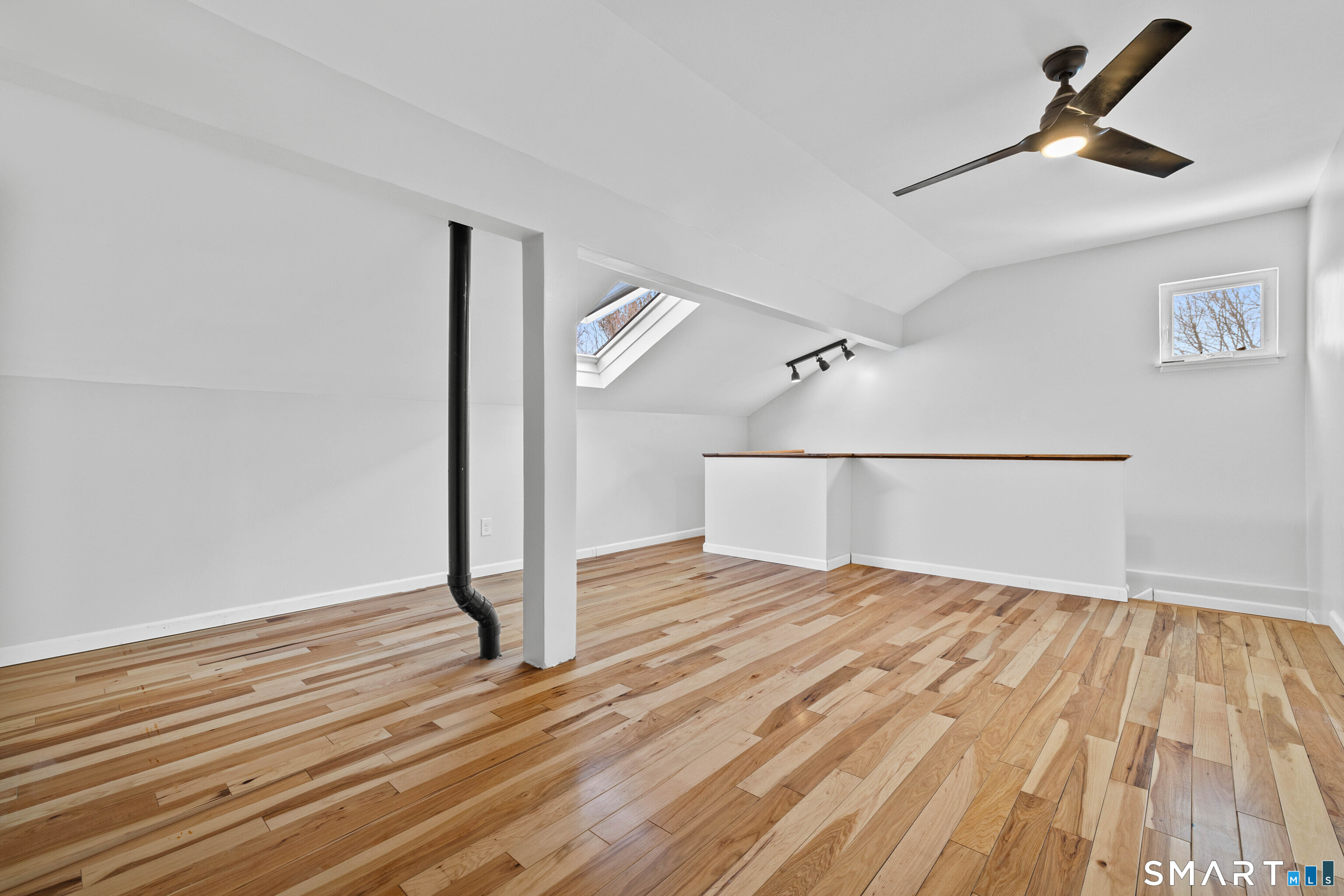 81 Main Street, Unit 31A Branford, CT 06405 - Photo 30 of 40 Loft