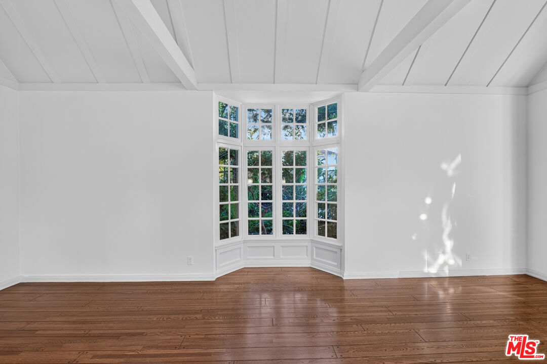 602 Foothill Road Beverly Hills, CA 90210 - Photo 14 of 61 Gallery Image 14