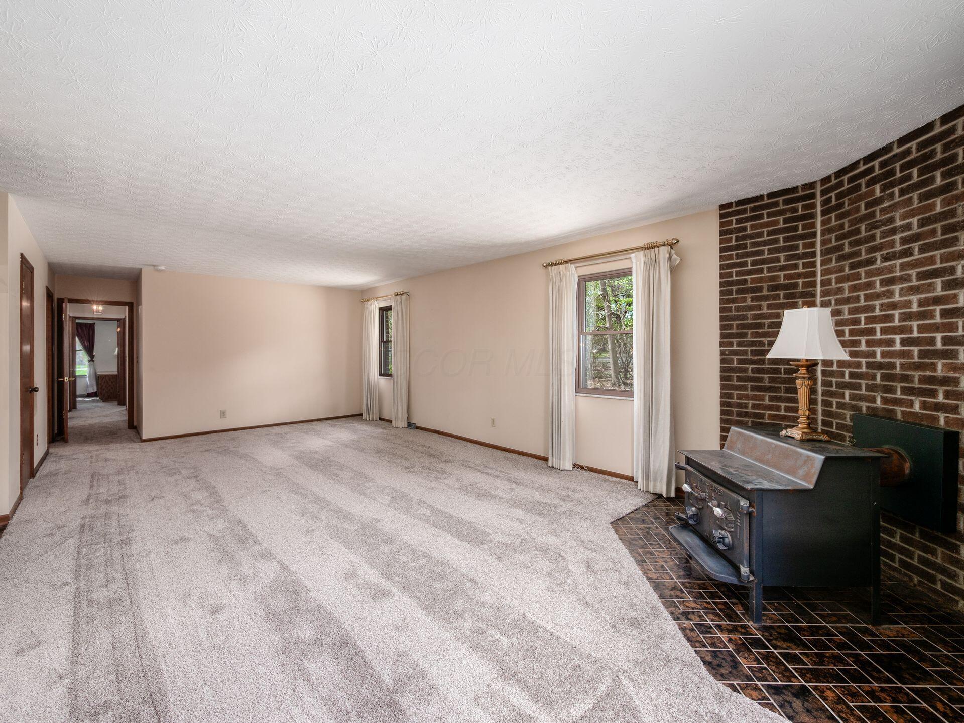 2434 Carriage Road Powell, OH 43065 - Photo 40 of 62