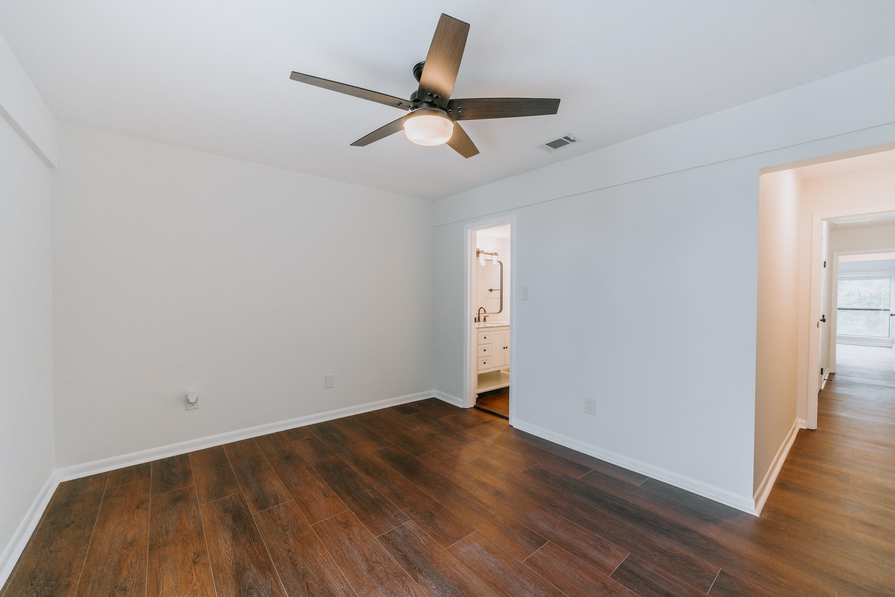 710 South Mobile Street, Unit 17 Fairhope, AL 36532 - Photo 21 of 31