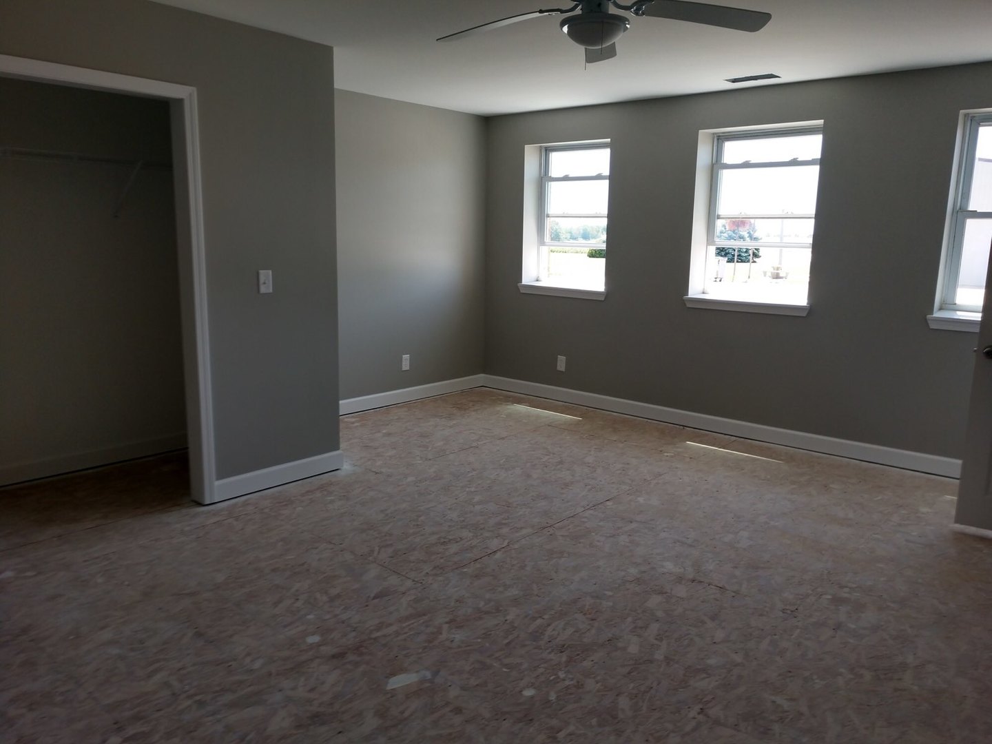 350 County Line Road Lee, IL 60530 - Photo 23 of 31 an empty room that has a window