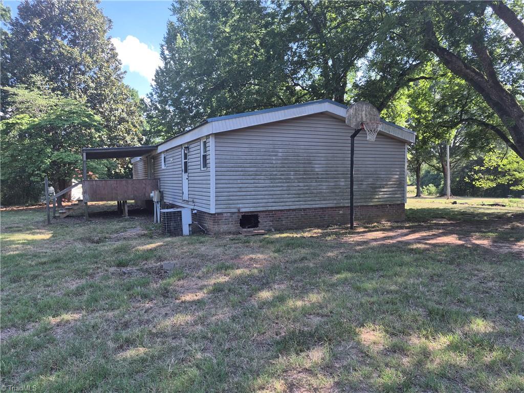 467 Huffines Mill Road Reidsville, NC 27320 - Photo 3 of 21