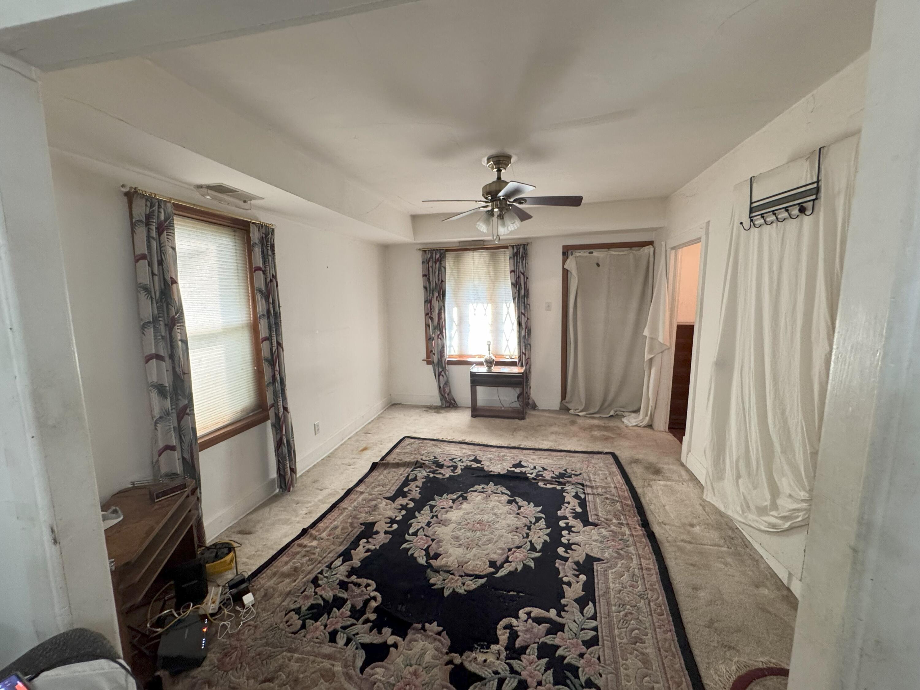 219 South Broad Street Griffith, IN 46319 - Photo 11 of 35 3000x2250