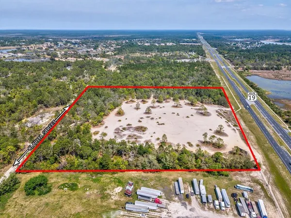 $2,700,000 | 15 Commercial Way, Spring Hill, FL 34606