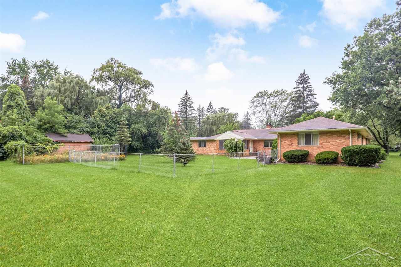 1334 Hemmeter Road Saginaw, MI 48638 - Photo 45 of 54 50053436-44.JPG
