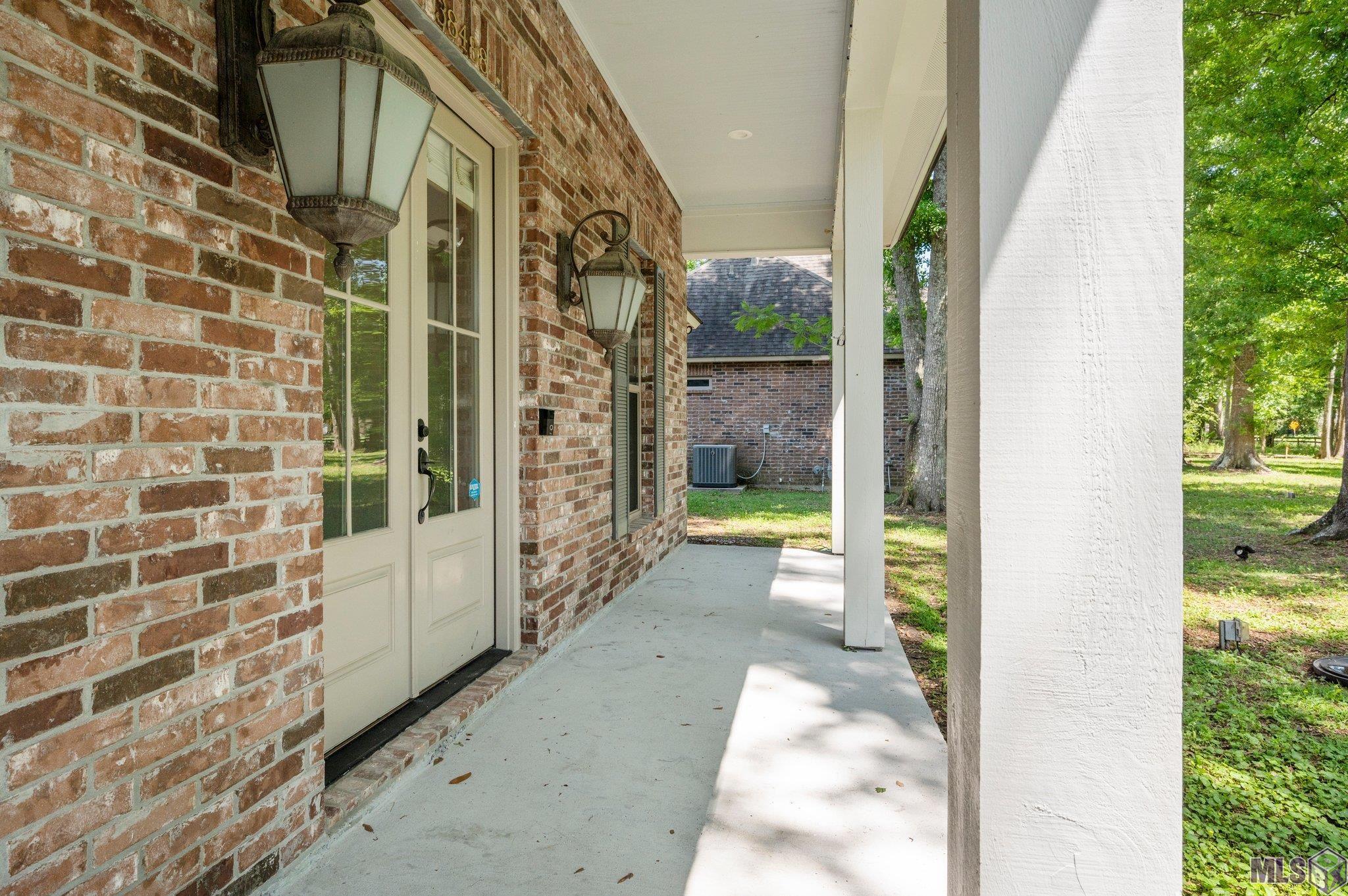 38488 Cornerview Road Gonzales, LA 70737 - Photo 3 of 19 Gallery Image 3