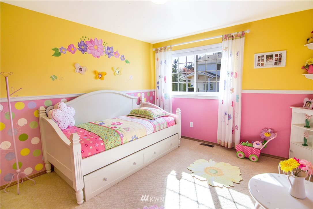 2311 Cedar Road Lake Stevens, WA 98258 - Photo 17 of 37 a bed room with a bed and a window