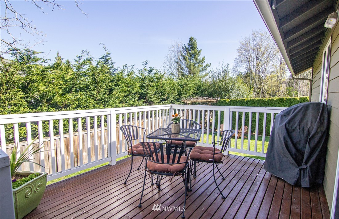 2311 Cedar Road Lake Stevens, WA 98258 - Photo 27 of 37 a view of a two chairs and table in the balcony