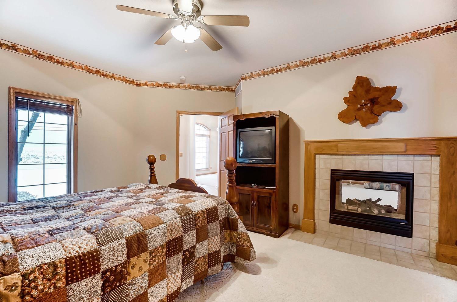 1245 South Zimmer Road Warsaw, IN 46580 - Photo 12 of 29 Gallery Image 12