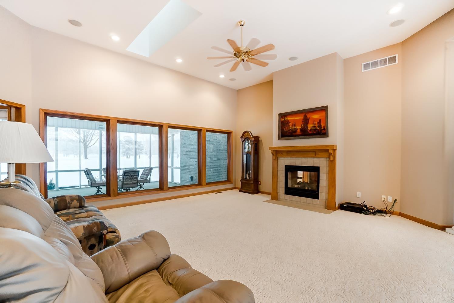 1245 South Zimmer Road Warsaw, IN 46580 - Photo 5 of 29 Gallery Image 5