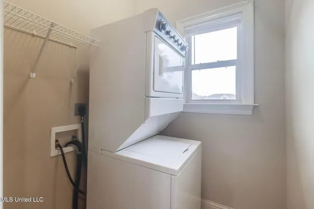 $2,000 | 25 Oak Alley Lane, Long Beach, MS 39560