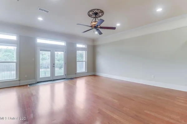 $1,900 | 25 Oak Alley Lane, Long Beach, MS 39560