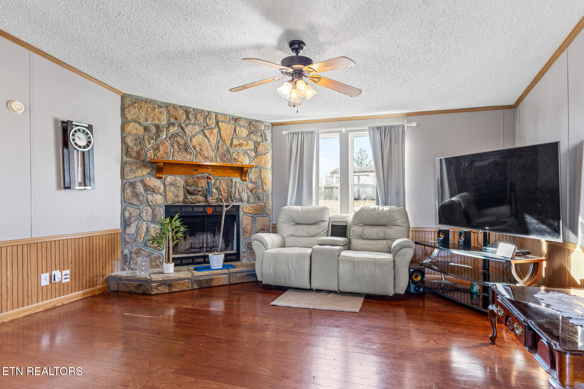 505 Lake Circle Spring City, TN 37381 - Photo 20 of 31 505 Lake Circle Spring City-14