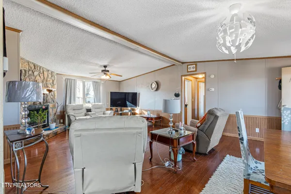 $225,000 | 505 Lake Circle, Spring City, TN 37381