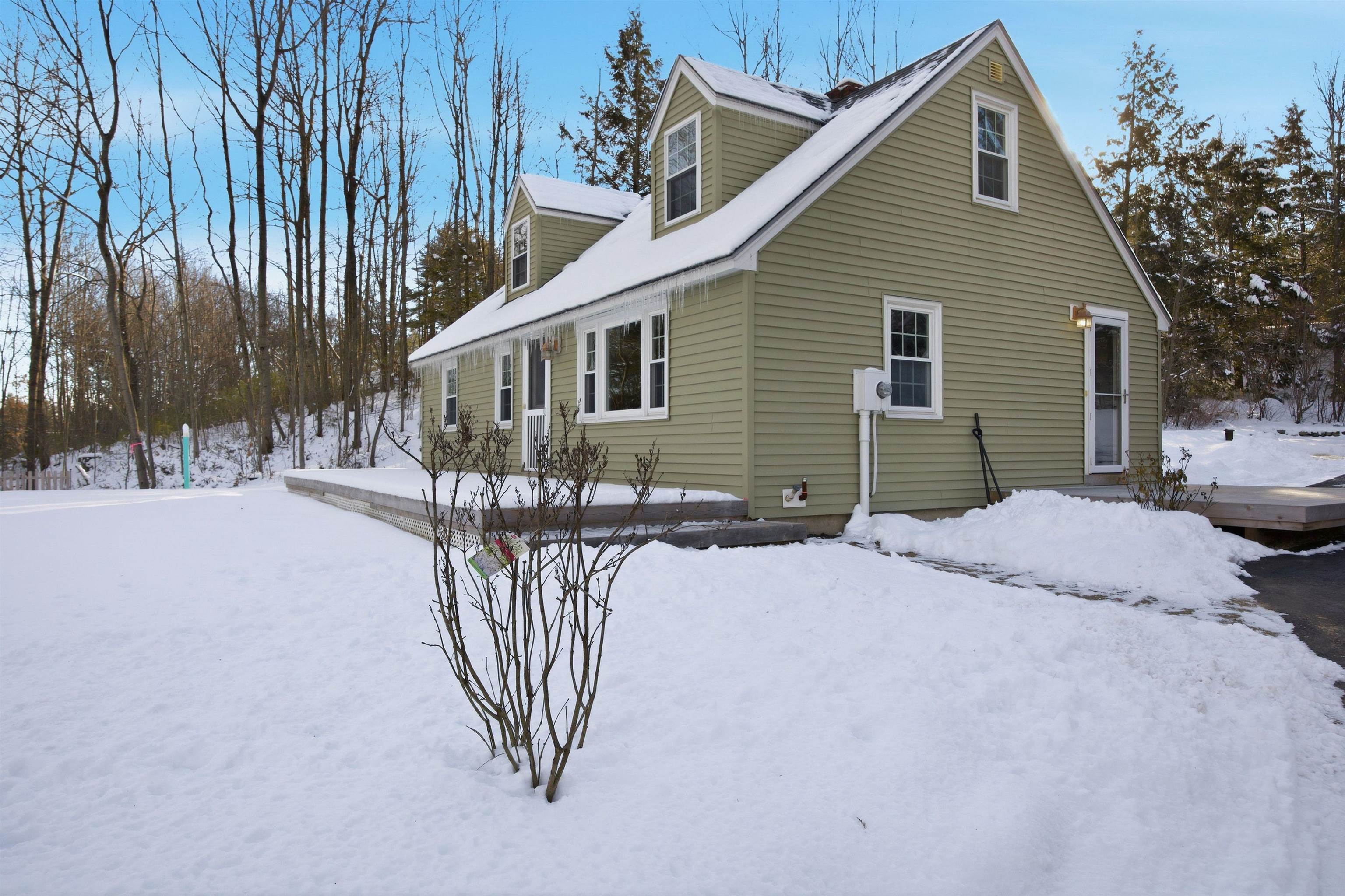 20 Grandview Road Bow, NH 03304 - Photo 3 of 41