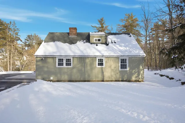 $449,000 | 20 Grandview Road, Bow, NH 03304