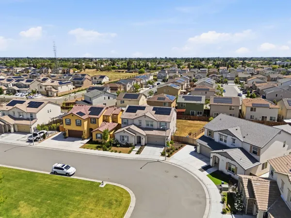 $775,000 | 4188 North Contessa Avenue, Fresno, CA 93723
