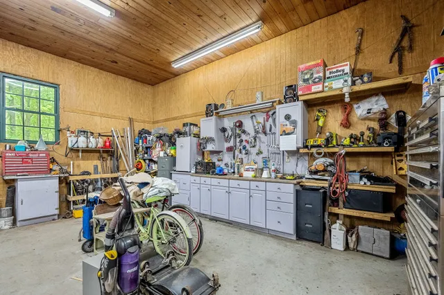 $499,900 | 154 Whitetail Lane, Belvidere, TN 37306