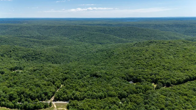 $499,900 | 154 Whitetail Lane, Belvidere, TN 37306