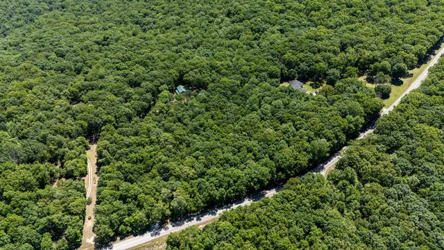 $499,900 | 154 Whitetail Lane, Belvidere, TN 37306