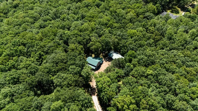 $499,900 | 154 Whitetail Lane, Belvidere, TN 37306