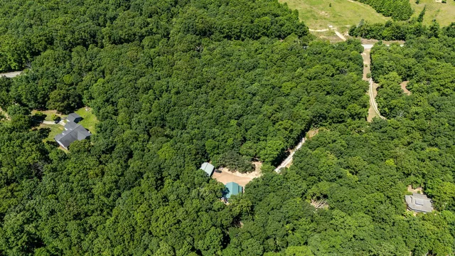 $499,900 | 154 Whitetail Lane, Belvidere, TN 37306