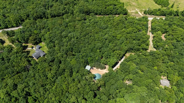 $499,900 | 154 Whitetail Lane, Belvidere, TN 37306