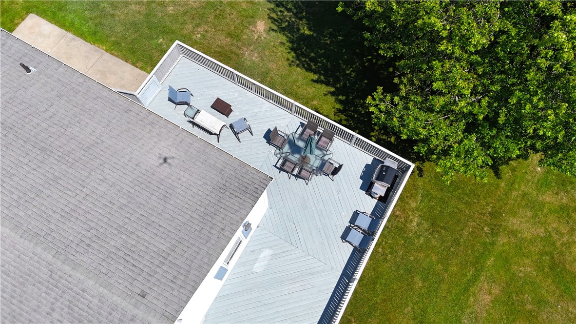 33 Glendale Road Narragansett, RI 02882 - Photo 9 of 45