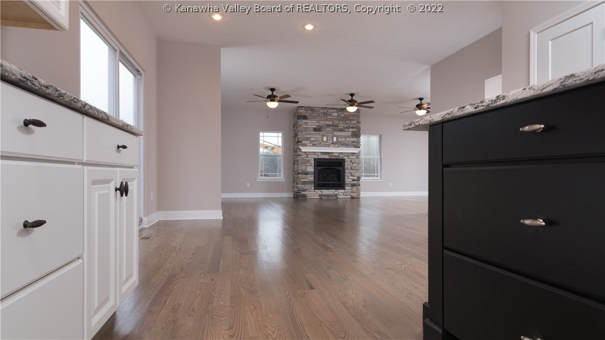 630 Beacon Street Winfield, WV 25213 - Photo 4 of 27 Gallery Image 4