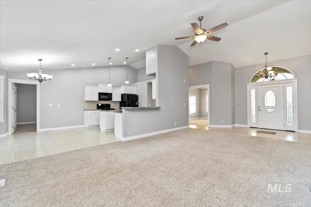 $389,900 | 445 Northeast Greystone Loop, Mountain Home, ID 83647