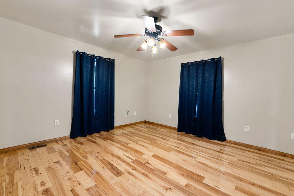 1261 Clark Road Irvine, KY 40336 - Photo 42 of 88 IMG_1757