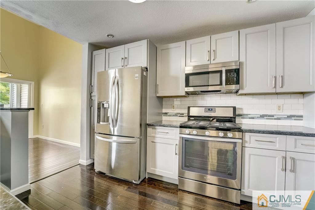 434 Edpas Road New Brunswick, NJ 08901 - Photo 13 of 41