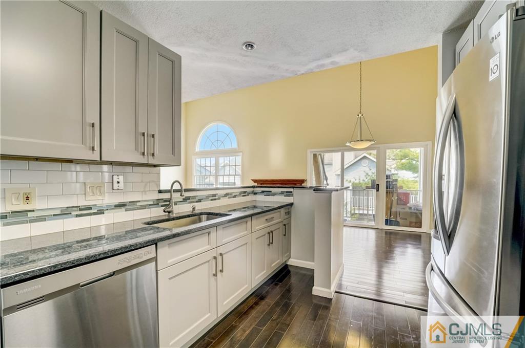 434 Edpas Road New Brunswick, NJ 08901 - Photo 15 of 41