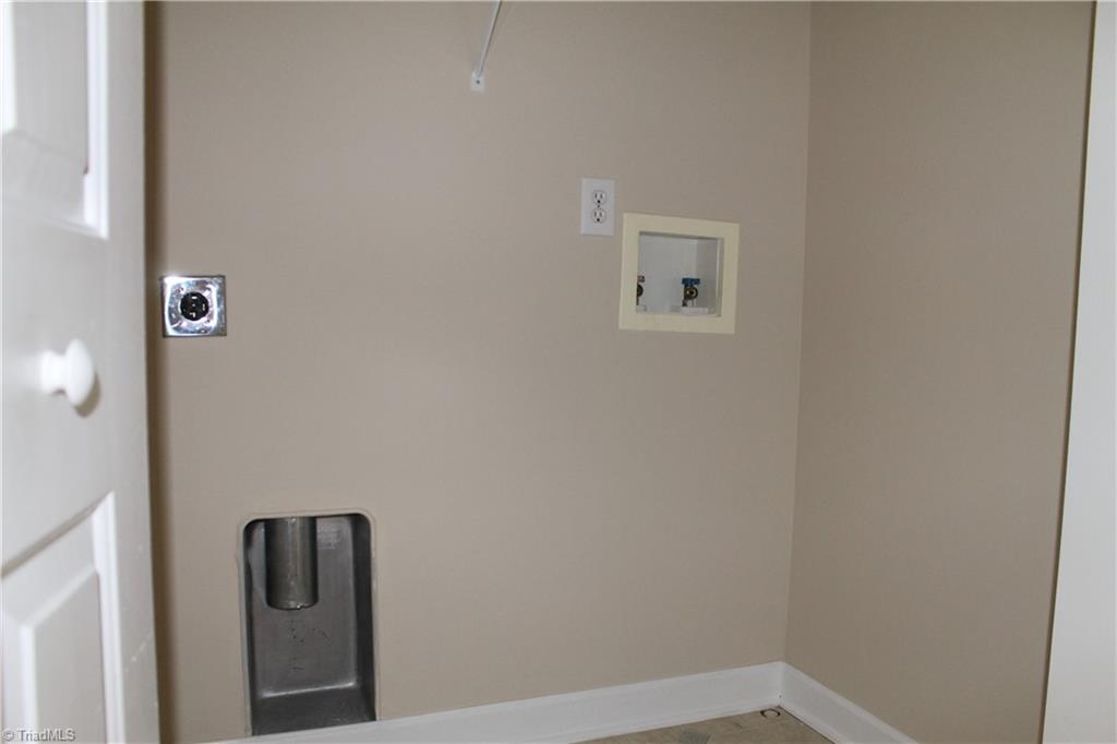 2320 Scouting Court High Point, NC 27265 - Photo 19 of 38