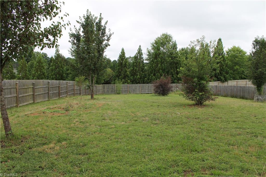2320 Scouting Court High Point, NC 27265 - Photo 36 of 38