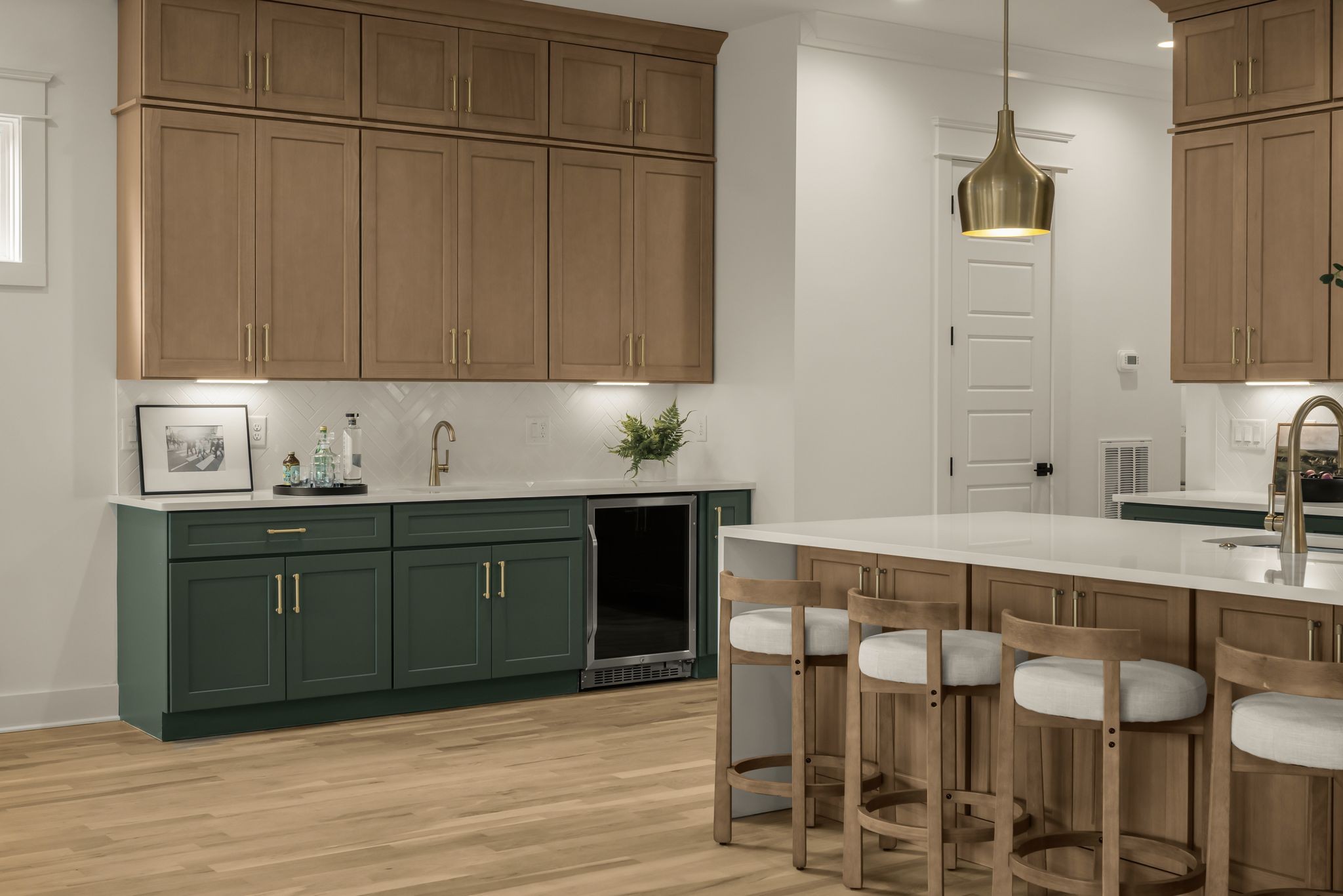 2512 Sheridan Road Nashville, TN 37206 - Photo 17 of 45 a kitchen with granite countertop a sink cabinets and wooden floor