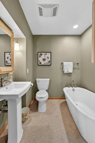 $470,000 | 1020 Kettle Court, Verona, WI 53593