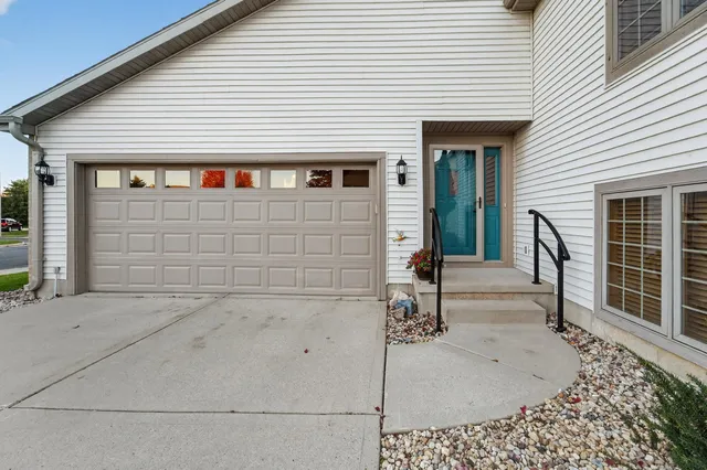 $470,000 | 1020 Kettle Court, Verona, WI 53593