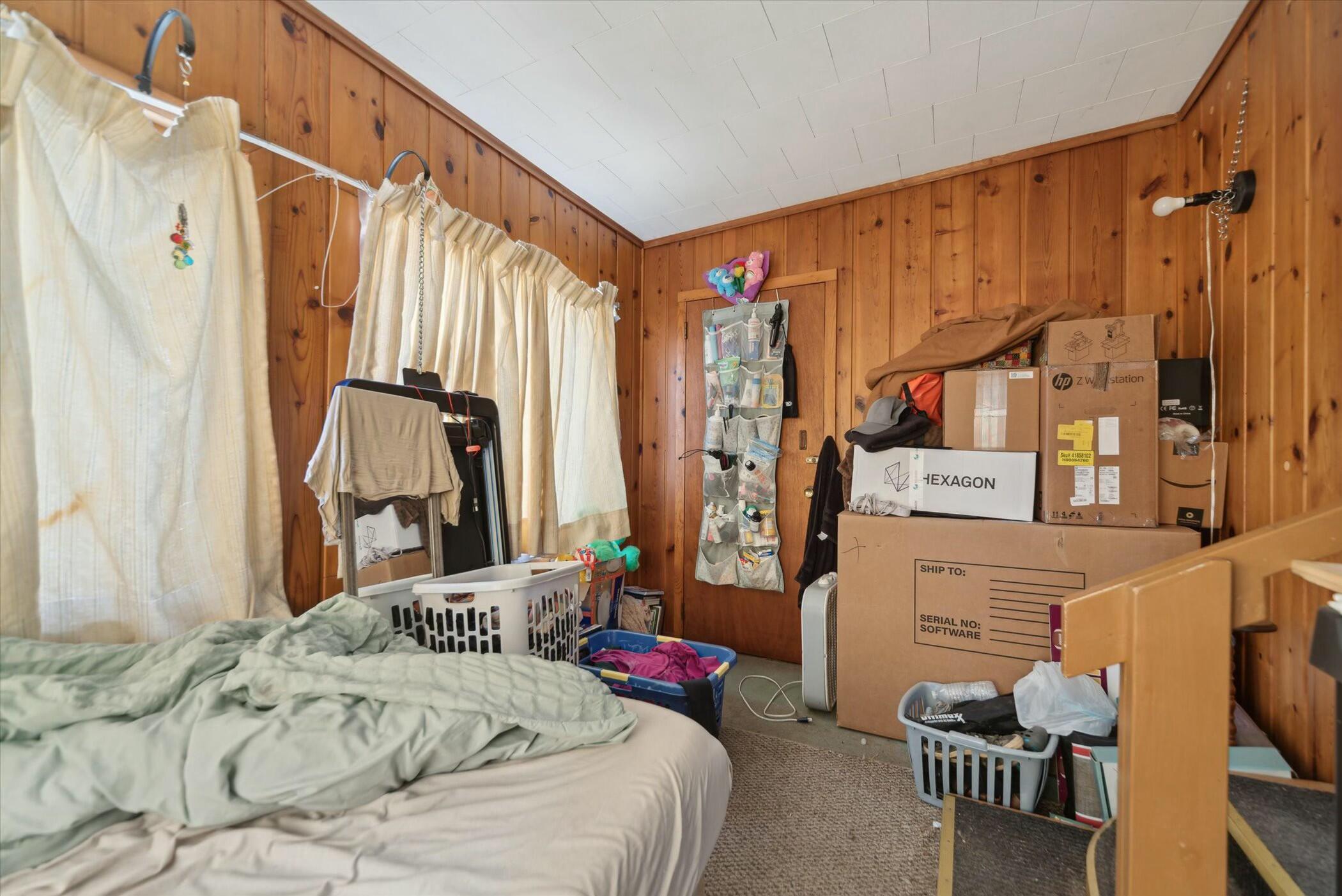 708 South Cochran Road Charlotte, MI 48813 - Photo 17 of 29 tempImagegSsrWa