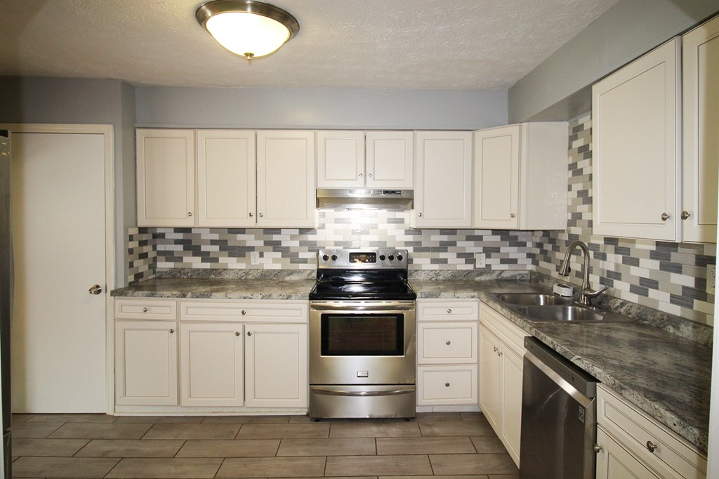 4364 Forrest Road Columbus, GA 31907 - Photo 8 of 21