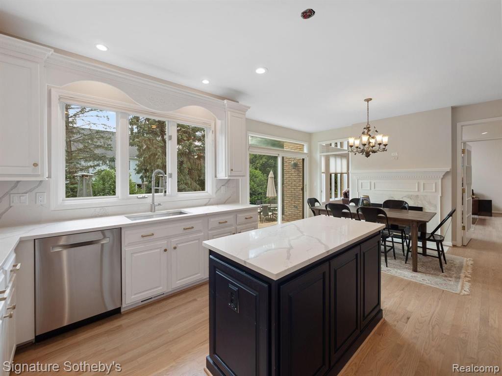 2085 Mapleridge Road Rochester Hills, MI 48309 - Photo 15 of 58