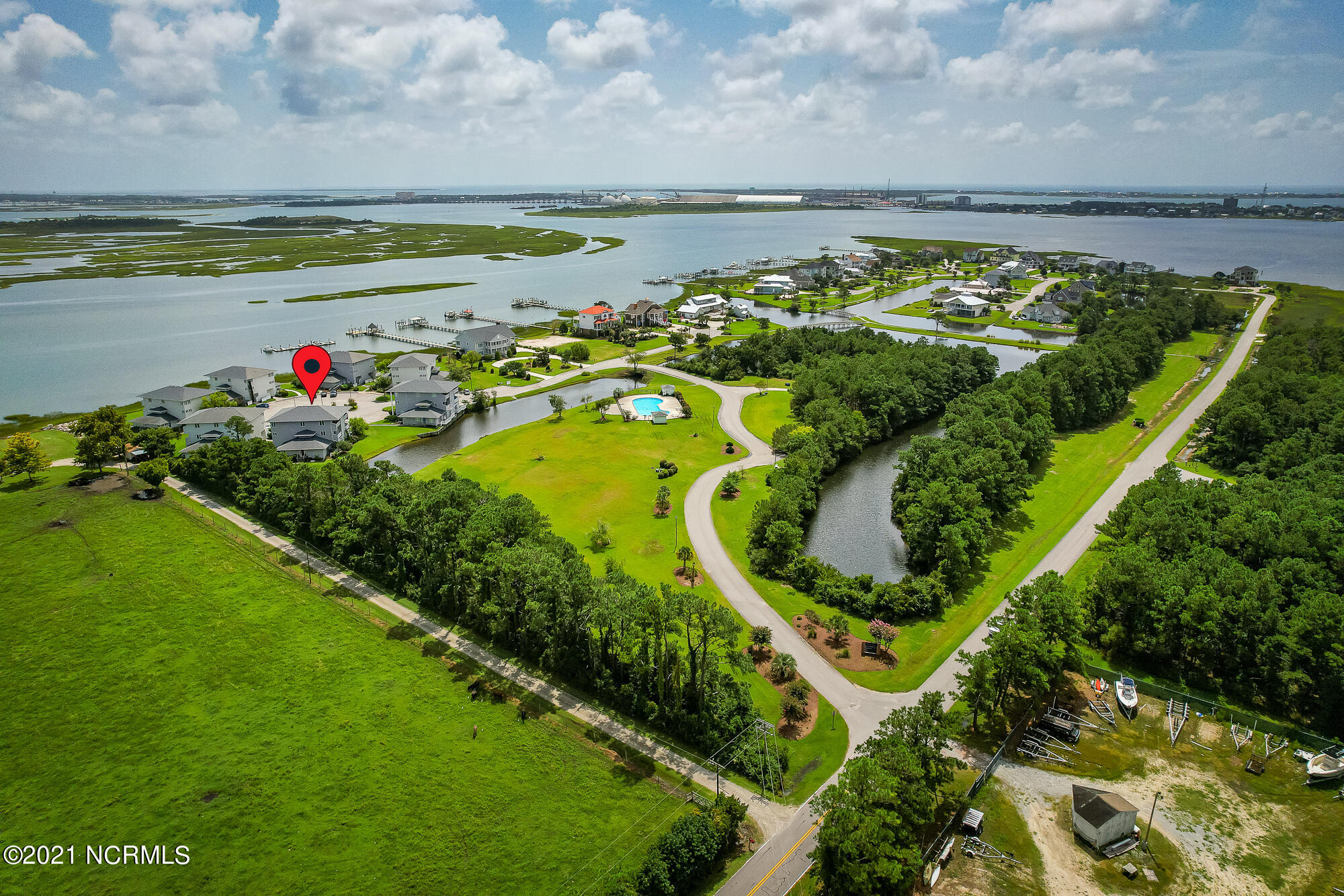 800 Country Club Road, Unit 30 Morehead City, NC 28557 - Photo 10 of 55 Haystacks condo