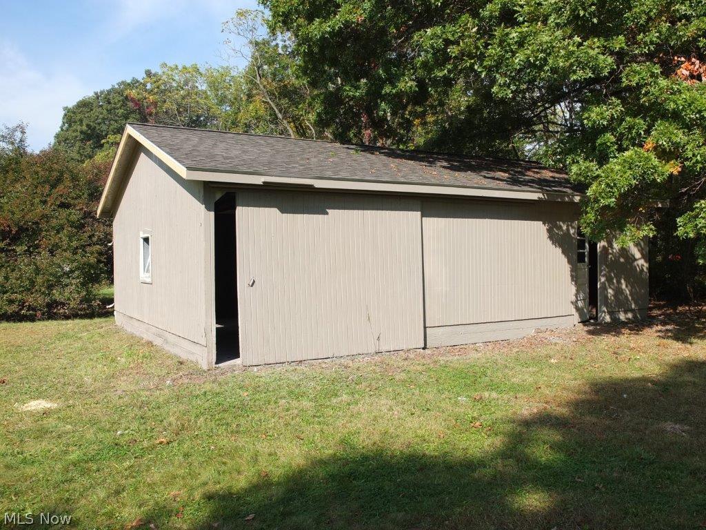 264 South Hametown Road Akron, OH 44321 - Photo 22 of 25 32x24 barn