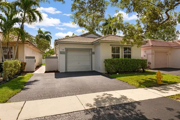 $2,850 | 200 Northwest 75th Terrace, Plantation, FL 33317