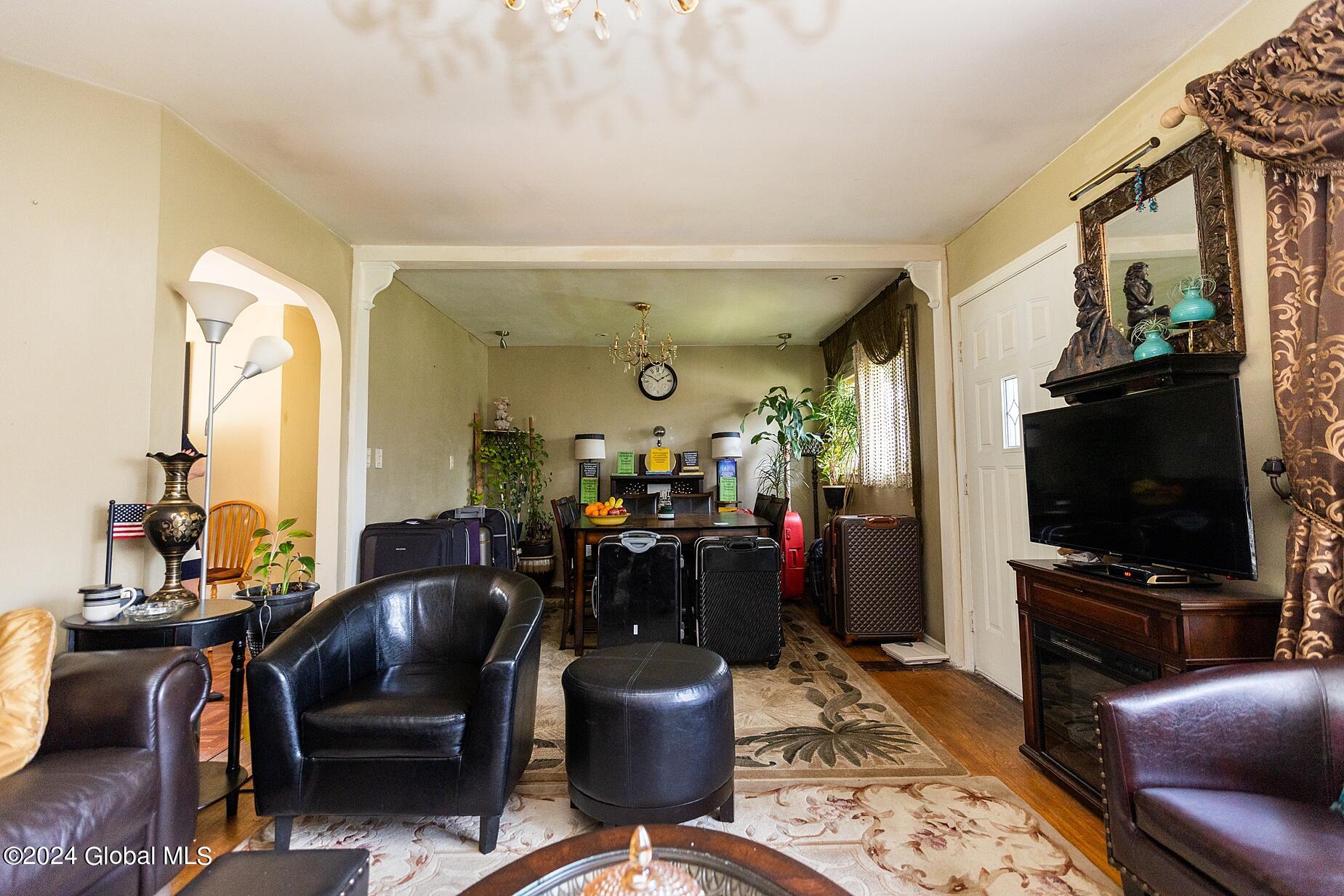 15 Weed Road Colonie, NY 12110 - Photo 7 of 27 cbp-11