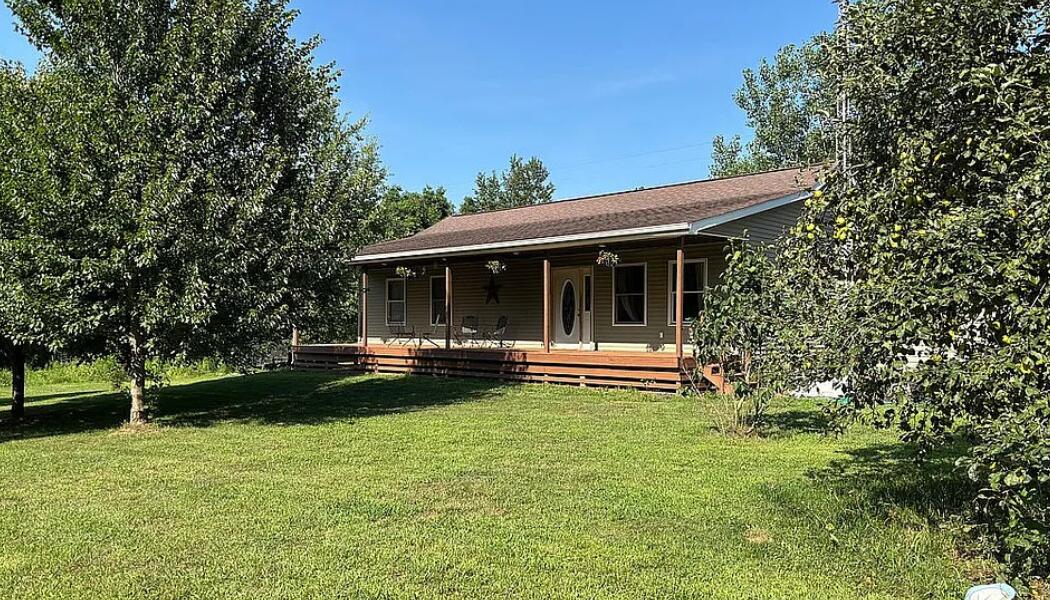 63109 Borgert rd Sturgis, MI 49091