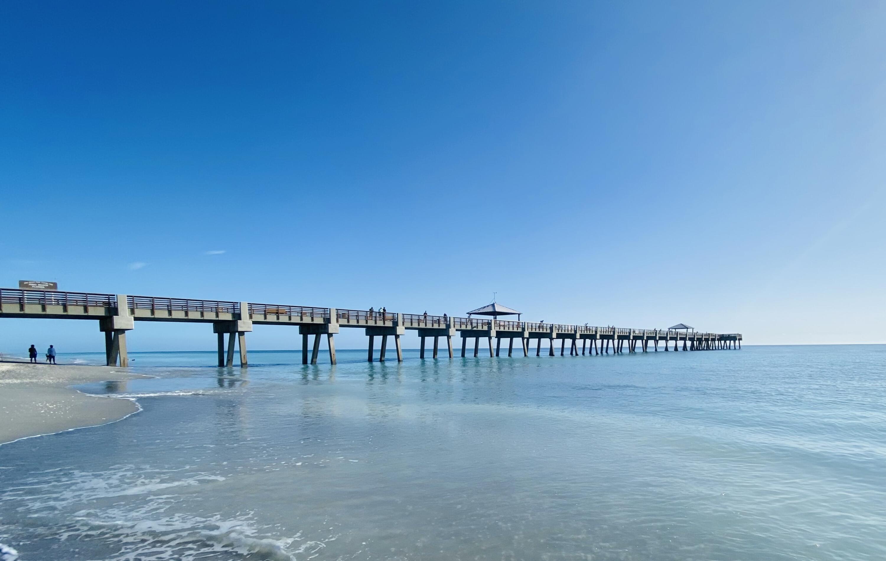 460 Surfside Lane Juno Beach, FL 33408 - Photo 43 of 51 a view of ocean with a bench
