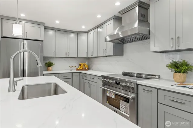 $2,075,000 | 2457 168th Place Northeast, Bellevue, WA 98008