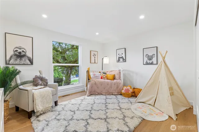 $2,075,000 | 2457 168th Place Northeast, Bellevue, WA 98008